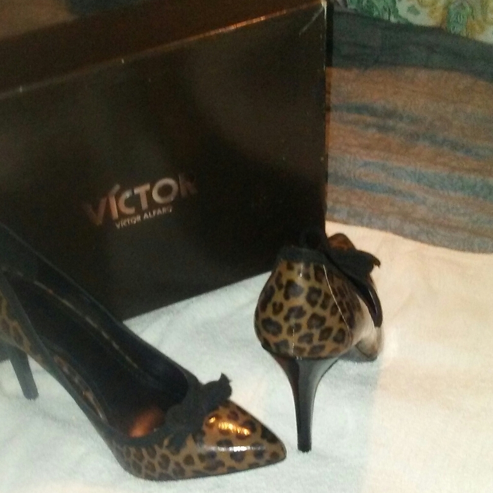 Leopard print shoes